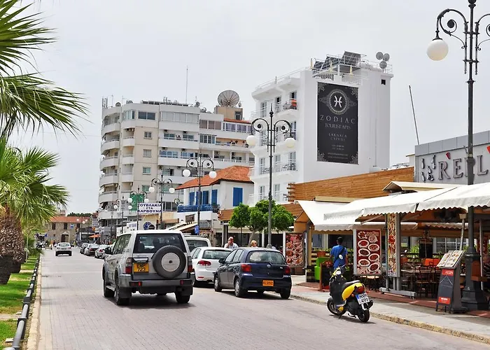 Lägenhetshotell Zodiac Larnaca