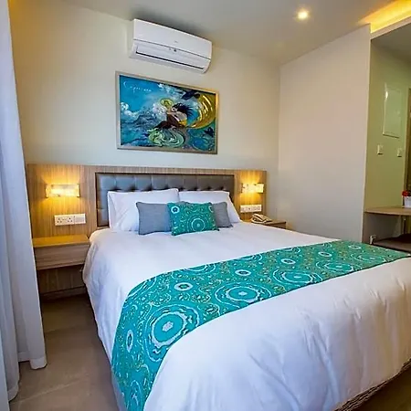 Zodiac Aparthotel 3*