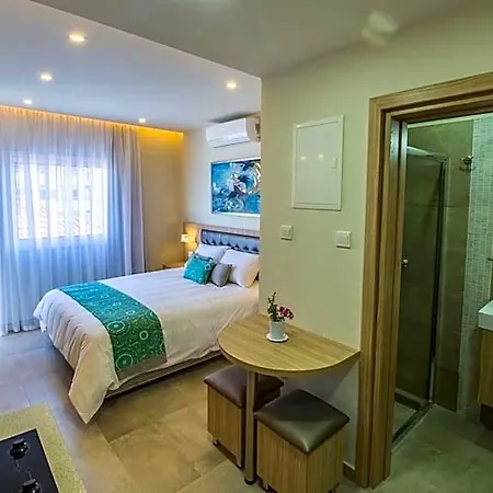 Aparthotel Zodiac Larnaca