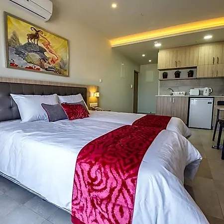Aparthotel Zodiac 3*