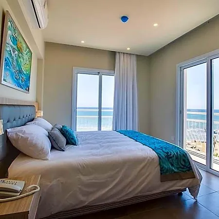 Aparthotel Zodiac 3*