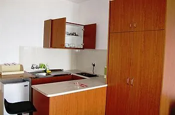 شقة فندقية زودياك أبارتمنتس 4*